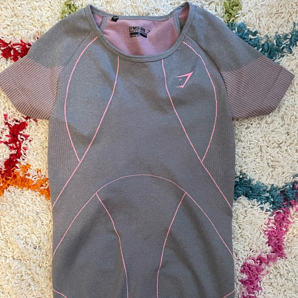 Gymshark short sleeve size small